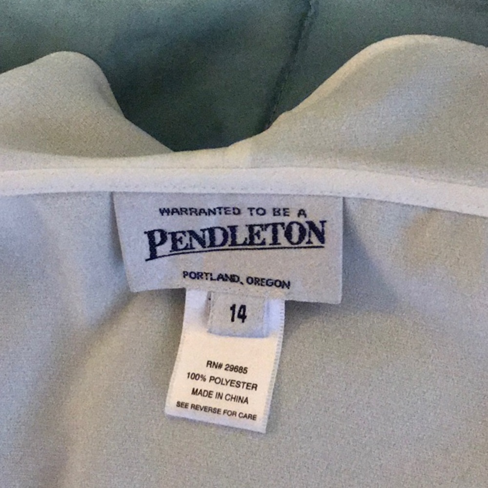 NEW Pendleton Ivory Ruffle Front Blouse - Picture 7 of 8